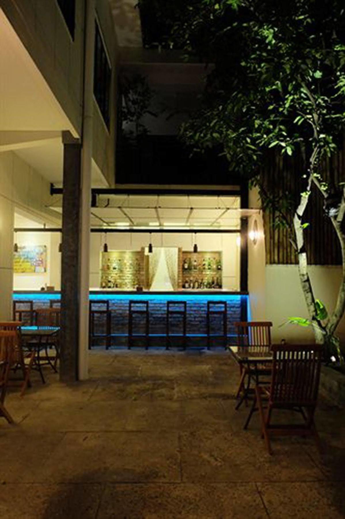 The Sangkum Hotel Phnom Penh Exterior foto