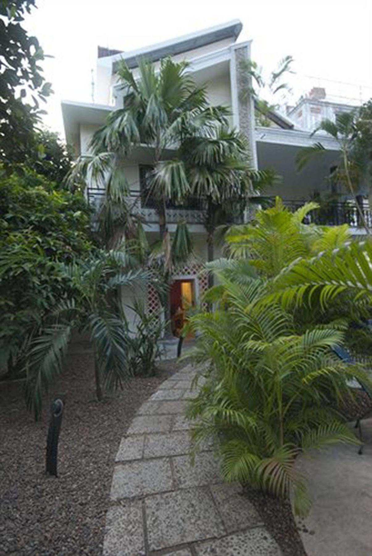 The Sangkum Hotel Phnom Penh Exterior foto